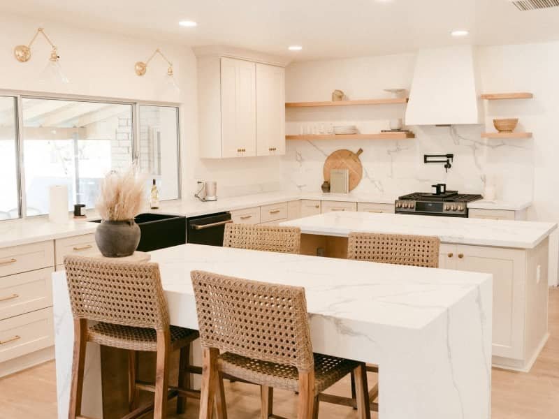 Flooring experts at Prestige Carpet Of Daytona Inc